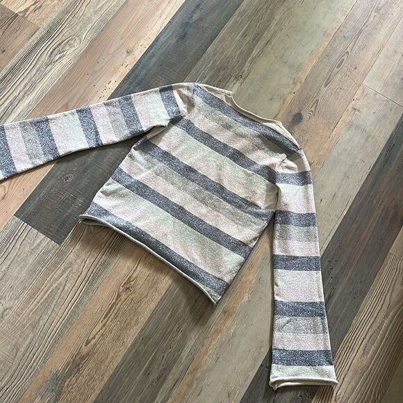 Design Lab Multi-Color Metallic Striped Knit Cropped Bell Sleeve Top Size: Small - Picture 3 of 15